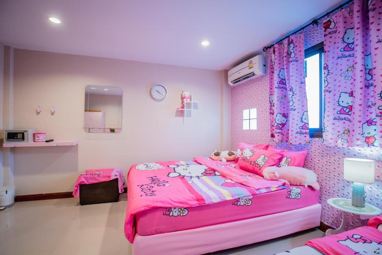 Menulis Coolly House Patong Bed & Breakfast Bagian luar foto
