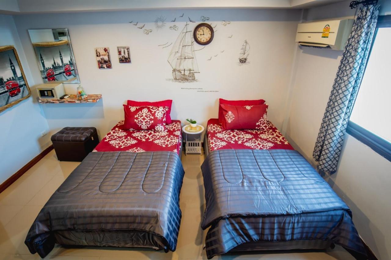 Menulis Coolly House Patong Bed & Breakfast Bagian luar foto