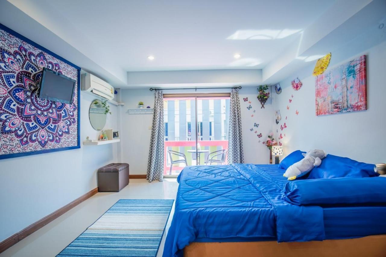 Menulis Coolly House Patong Bed & Breakfast Bagian luar foto