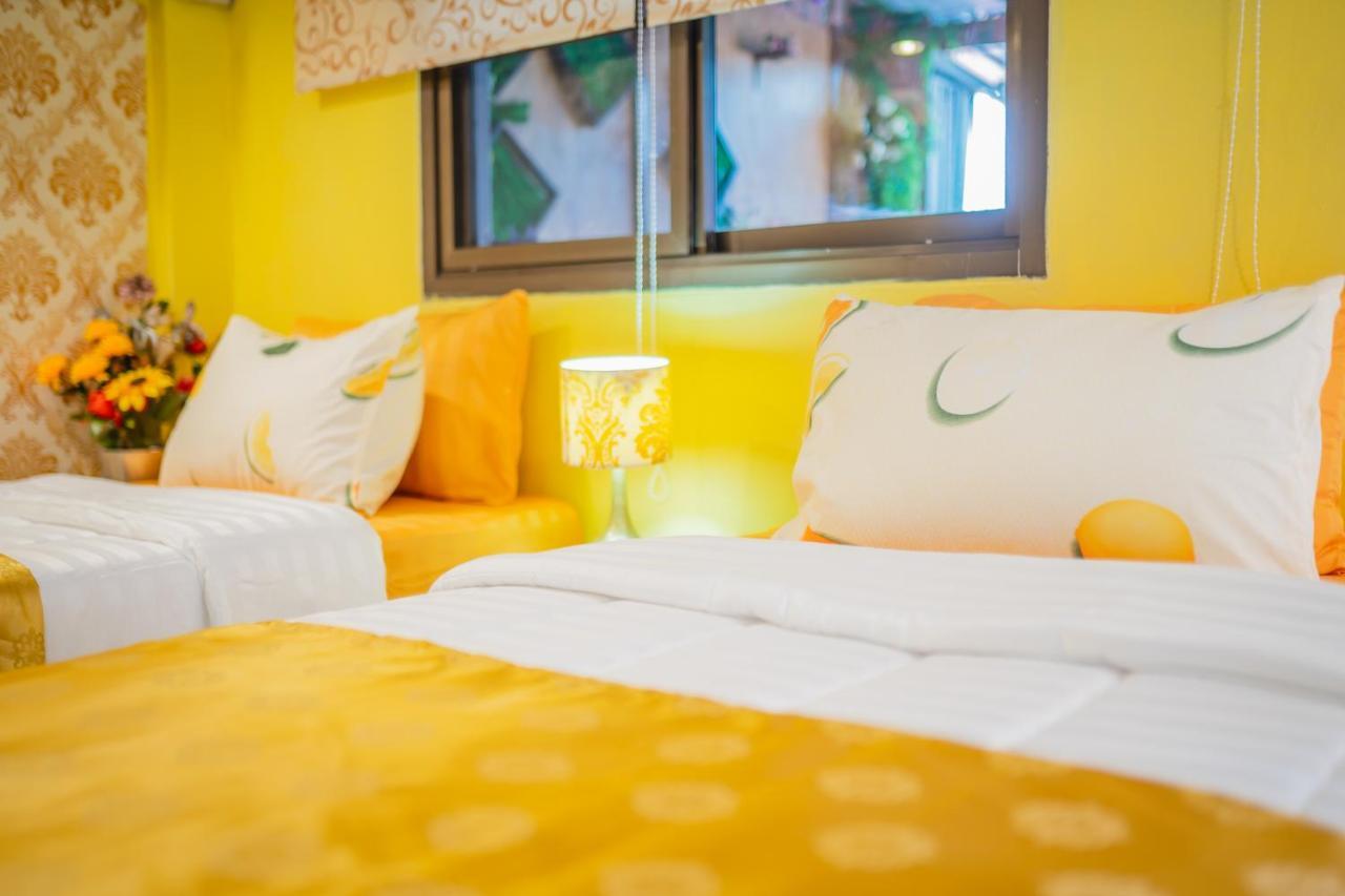 Menulis Coolly House Patong Bed & Breakfast Bagian luar foto