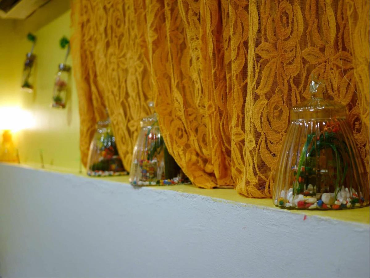 Menulis Coolly House Patong Bed & Breakfast Bagian luar foto