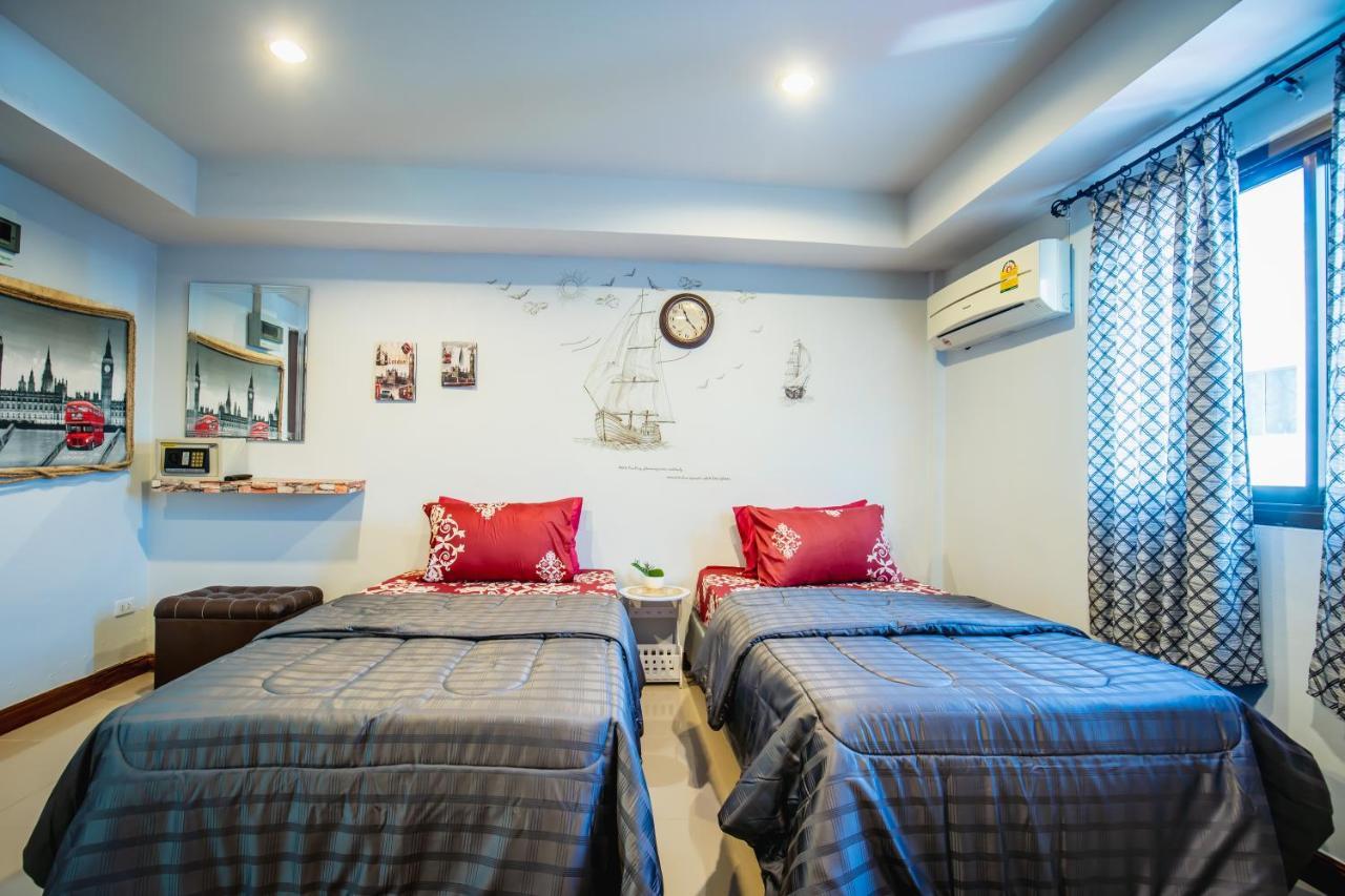 Menulis Coolly House Patong Bed & Breakfast Bagian luar foto