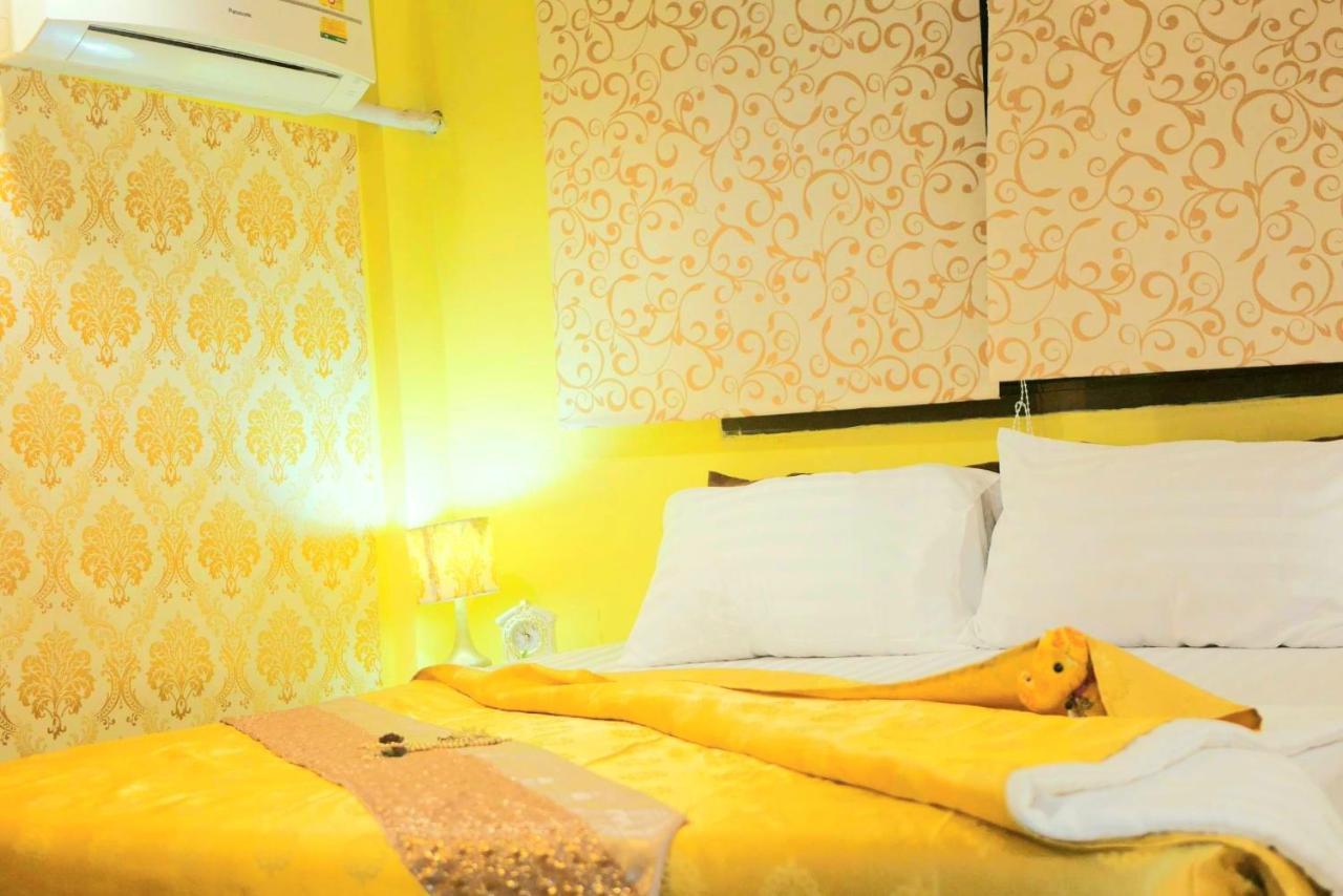 Menulis Coolly House Patong Bed & Breakfast Bagian luar foto